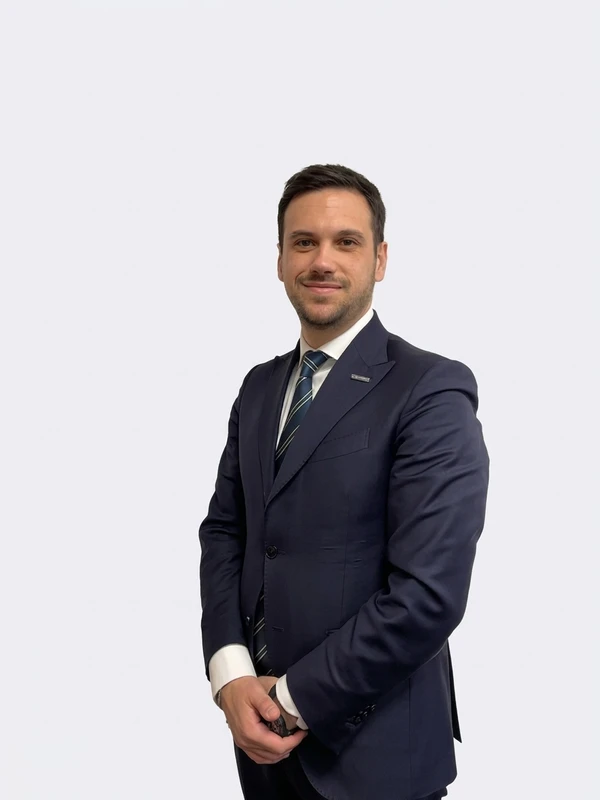 Giuseppe Giordano, Responsabile — Agente Senior